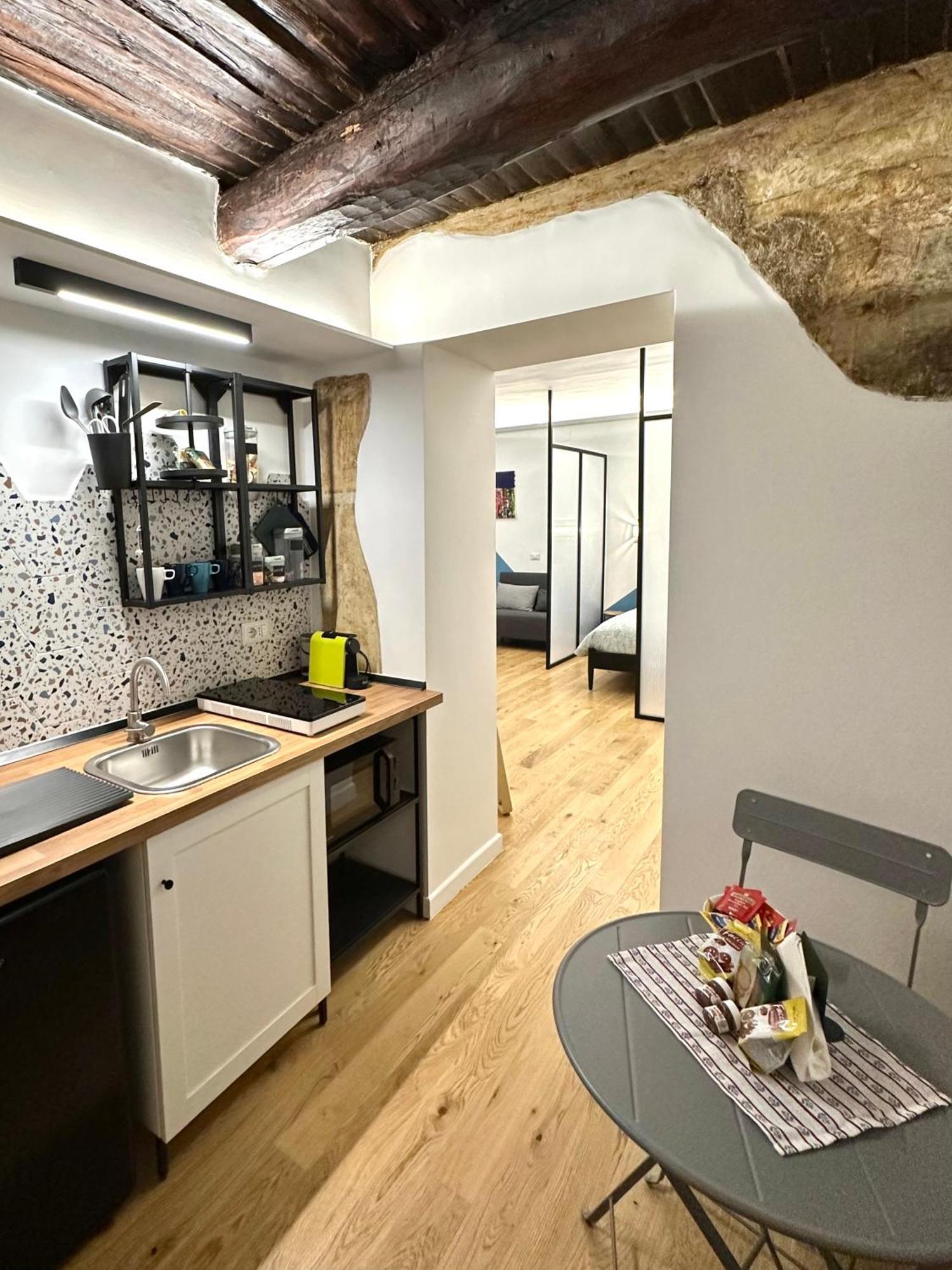 Santa Maria Maggiore Suite Νάπολη Εξωτερικό φωτογραφία