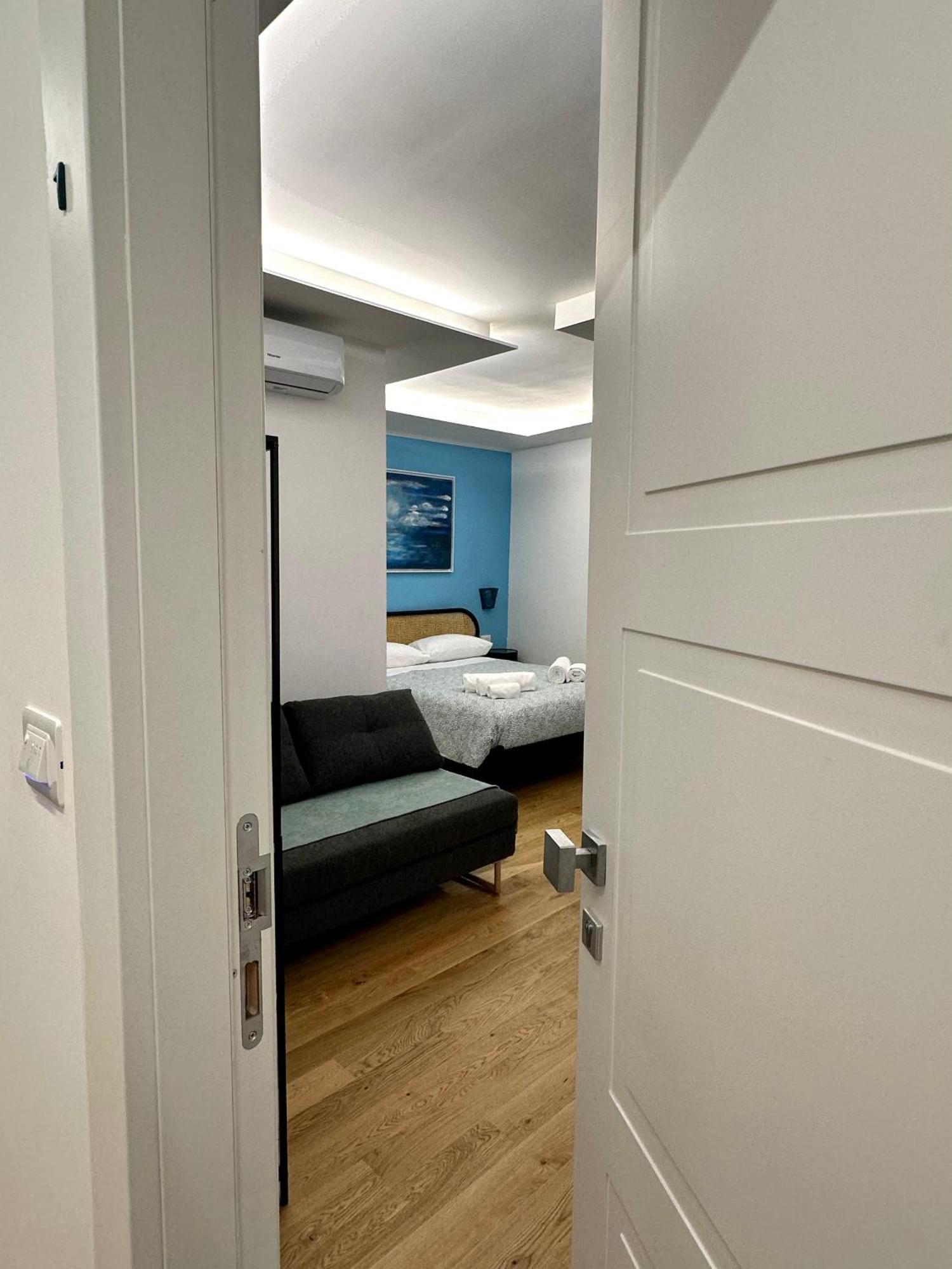 Santa Maria Maggiore Suite Νάπολη Εξωτερικό φωτογραφία